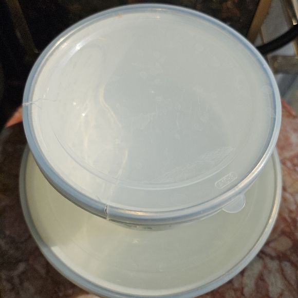 Vintage Enamelware Nesting Bowls - Picture 2 of 2